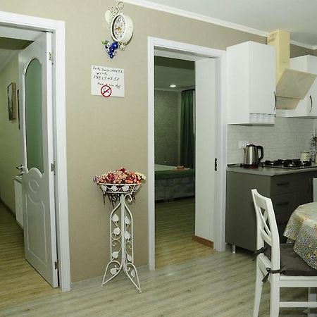 Erik'S Guest House Боржомі Екстер'єр фото